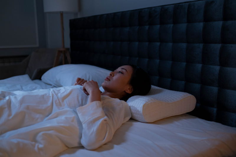 mất ngủ kéo dài vào ban đêm 