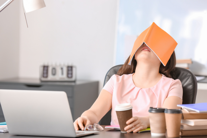 mất ngủ kéo dài vào ban đêm