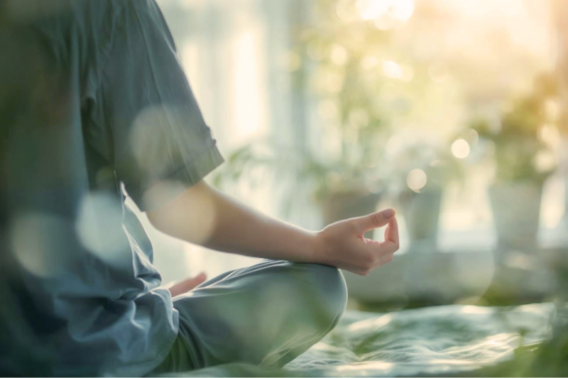 thiền yoga giúp điều trị stress