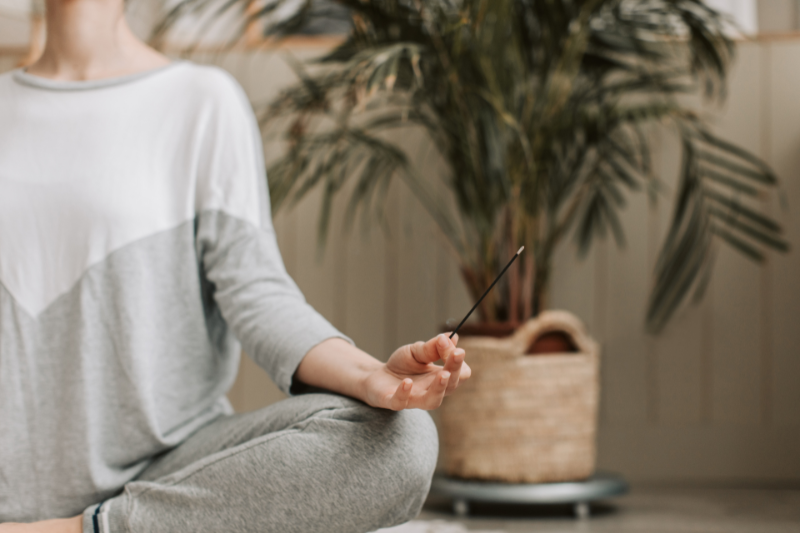 thiền yoga giúp điều trị stress