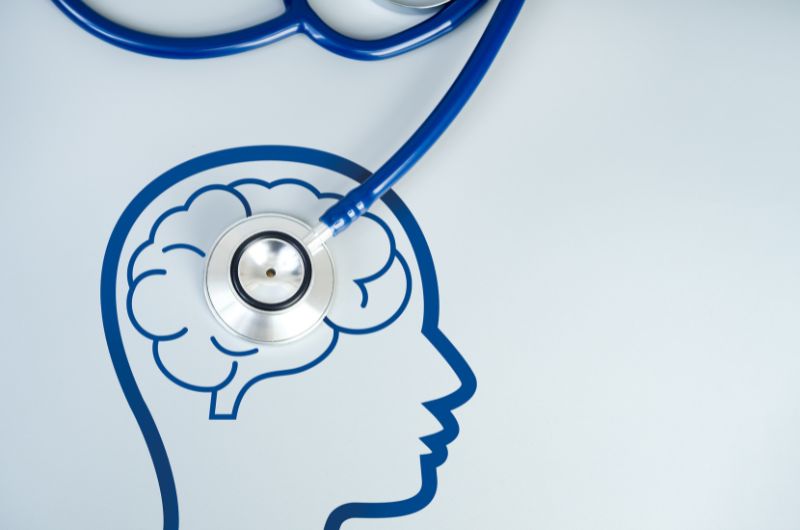 Việc tuân thủ điều trị phụ thuộc chặt chẽ vào việc người bệnh có nhận thức được tình trạng bệnh lý của mình hay không